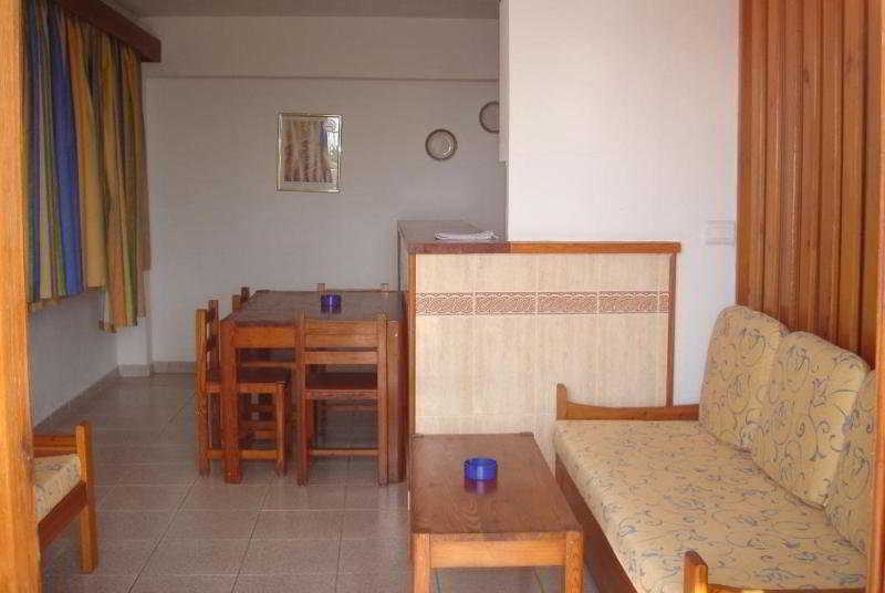 Apartamentos Llevant Ibiza città Esterno foto